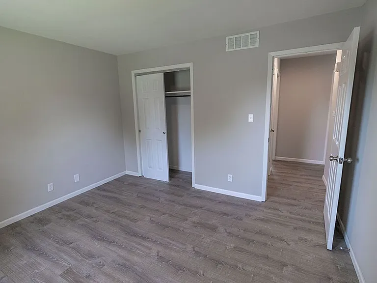 1321 S Roseta Ave — Photo 15