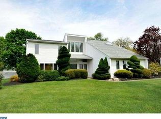 85 Kent Rd, Huntingdon Valley, PA 19006