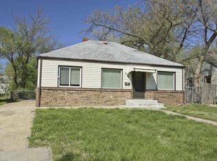 935 N Harding Ave, Wichita, KS 67208