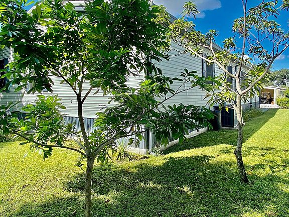 5th image of 3635 Wonderland Park Ln