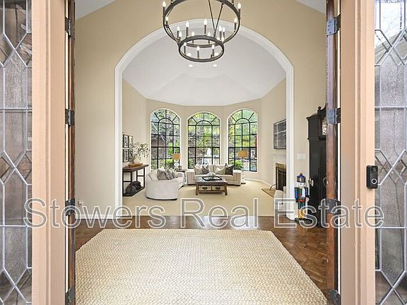 4th image of 2393 Saddleback Dr