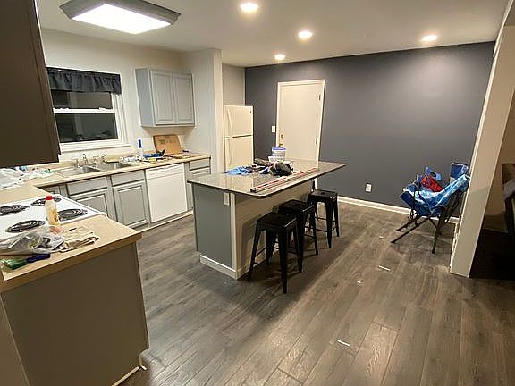 4th image of 117 Stewart Dr
