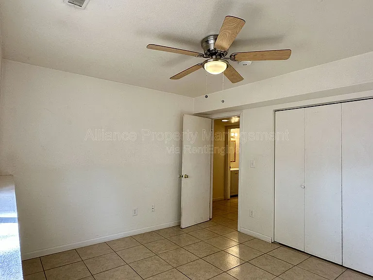 44 Sunflower Rd #B — Photo 9