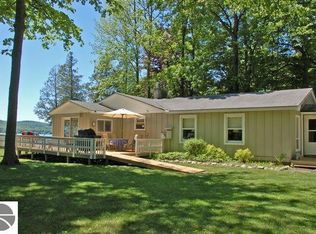 6871 W Day Forest Rd, Empire, MI 49630