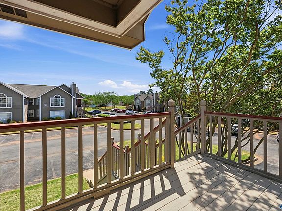4th image of 269 Waters Edge Ln #4