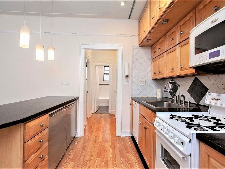 1st image of 41-41 41st St #3R