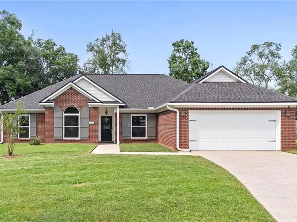 8522 Southern Oak Ct, Mobile, AL 36695