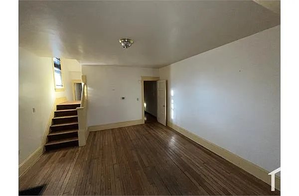 10538 Helena Ave photo 1