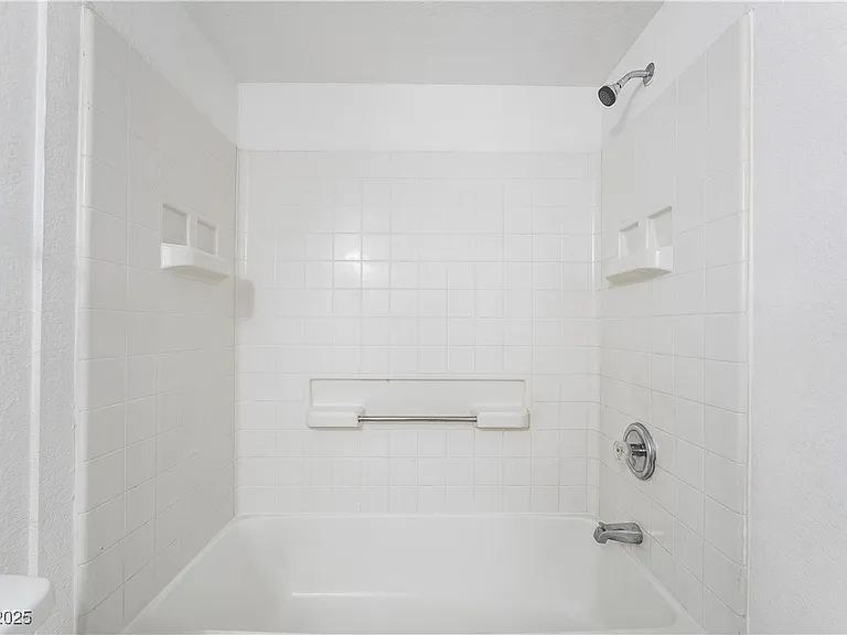5055 W Hacienda Ave #2127 — Photo 20