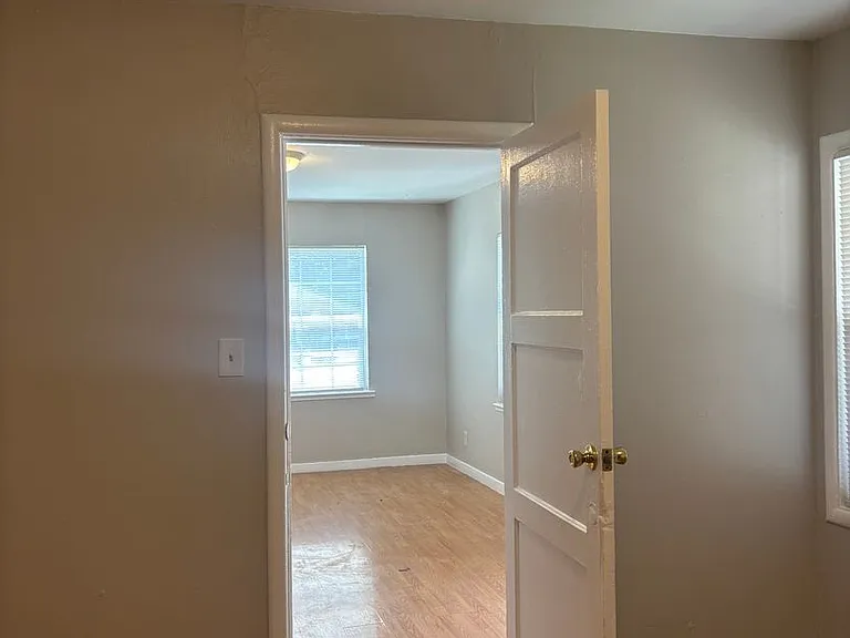1817 Stowe Ave — Photo 6