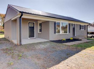 215 Thomas Rd, Madison Heights, VA 24572