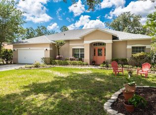 8 Wateing Pl, Palm Coast, FL 32164