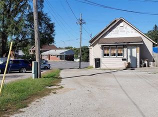 1953 Vinton St, Omaha, NE 68108