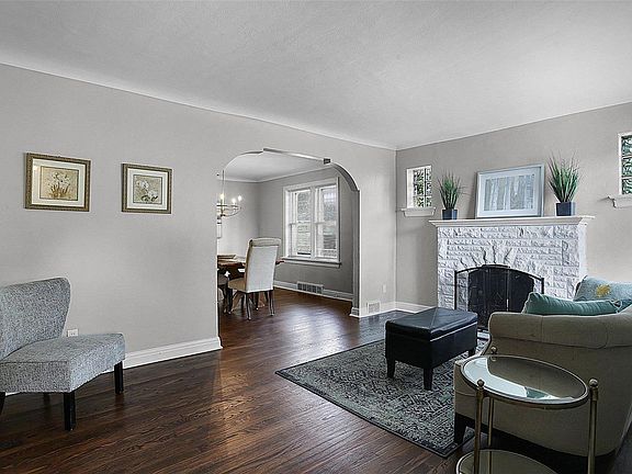 4th image of 5965 Era Ave