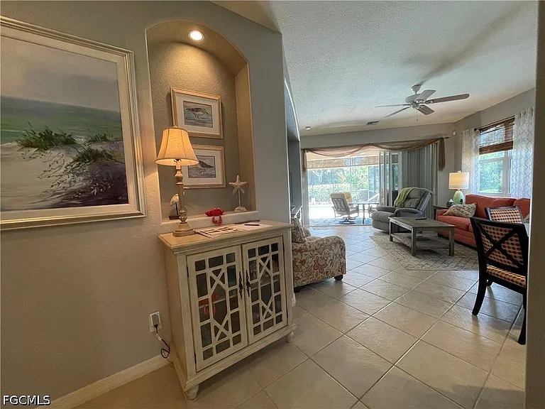 10630 Camarelle Cir — Photo 6