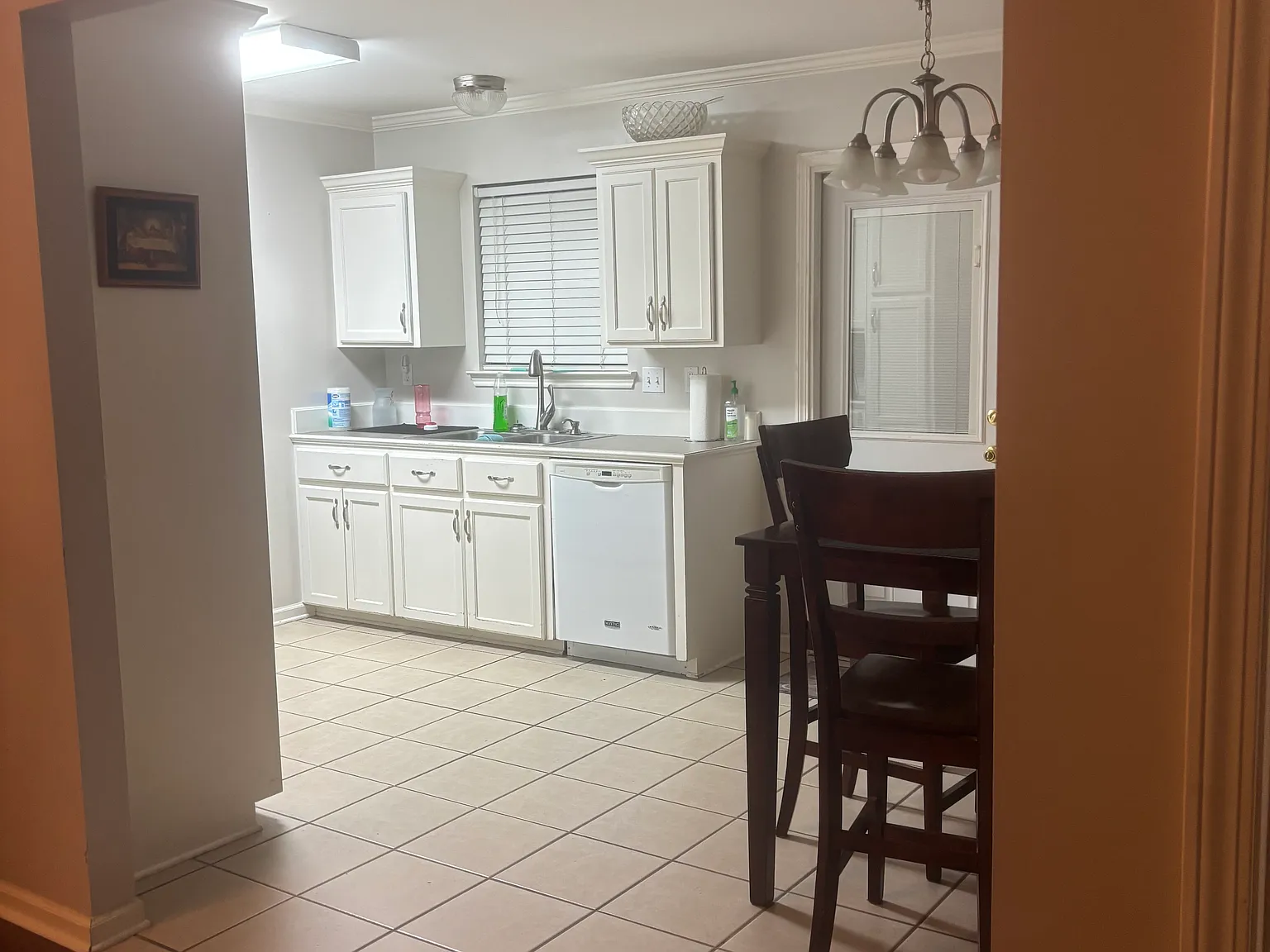 111 Triple Crown Cir — Photo 4