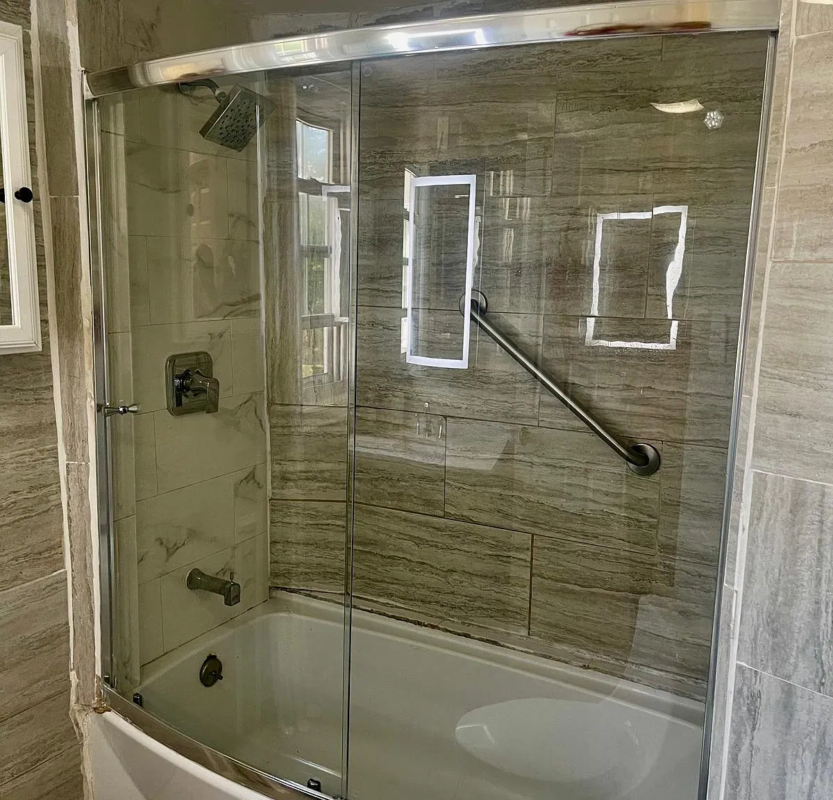 1 bed, $1,000 — Photo 3