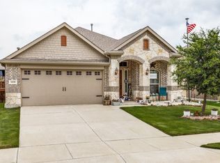 1405 Lake Grove Dr, Lake Dallas, TX 75068