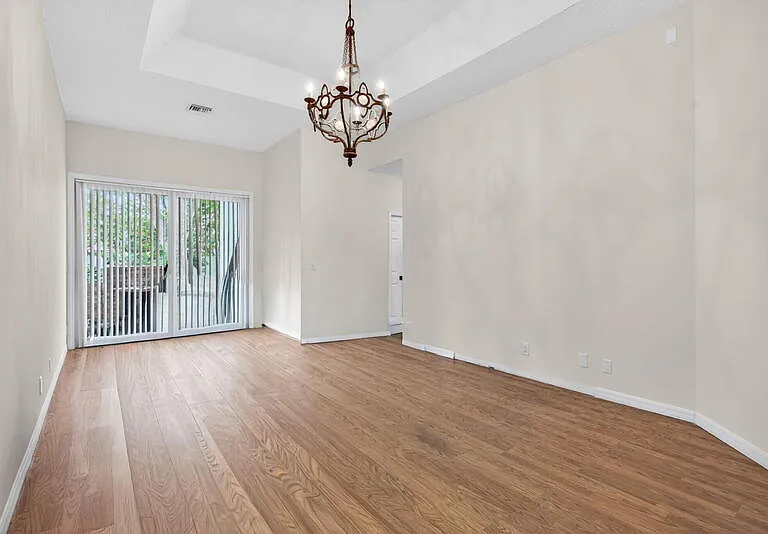 10027 Umberland Pl — Photo 13