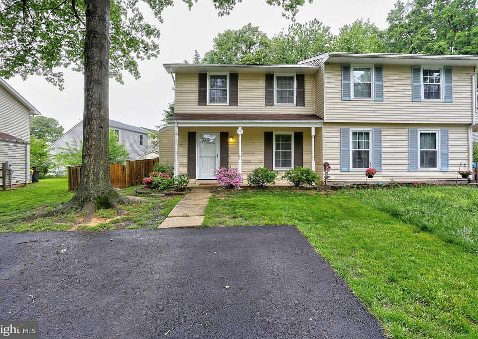 1st image of 8092 Castle Rock Ct