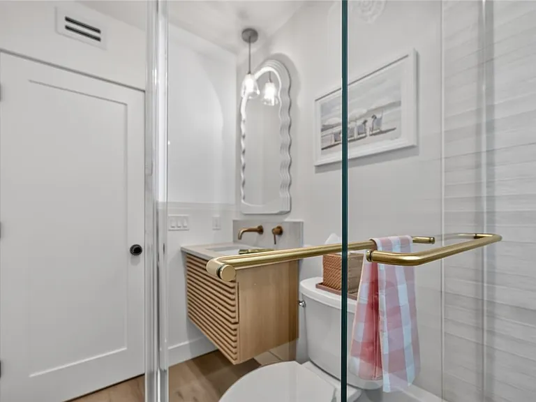524 Live Oak Rd — Photo 24