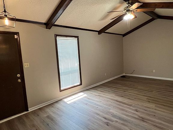 4th image of 4104 Martha Pl