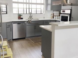 2019 Carnegie Ln APT 5, Redondo Beach, CA 90278