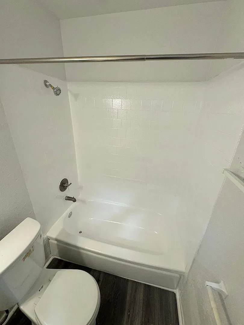 11254 Berendo Ave — Photo 4