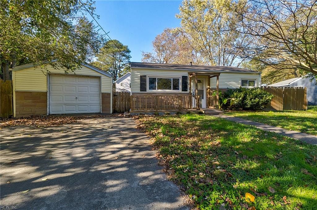 1425 Salton Dr Chesapeake Va 23325 Mls 10351958 Zillow