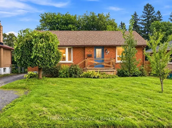 257 Wilson Rd S, Oshawa, ON L1H 6C4
