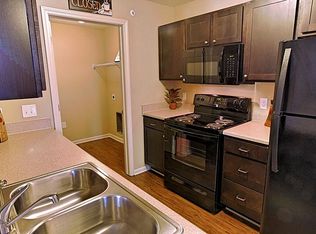 9075 S Race St, Fort Worth, TX 76140