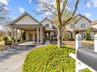 154 Starland Ln, Southern Pines, NC 28387