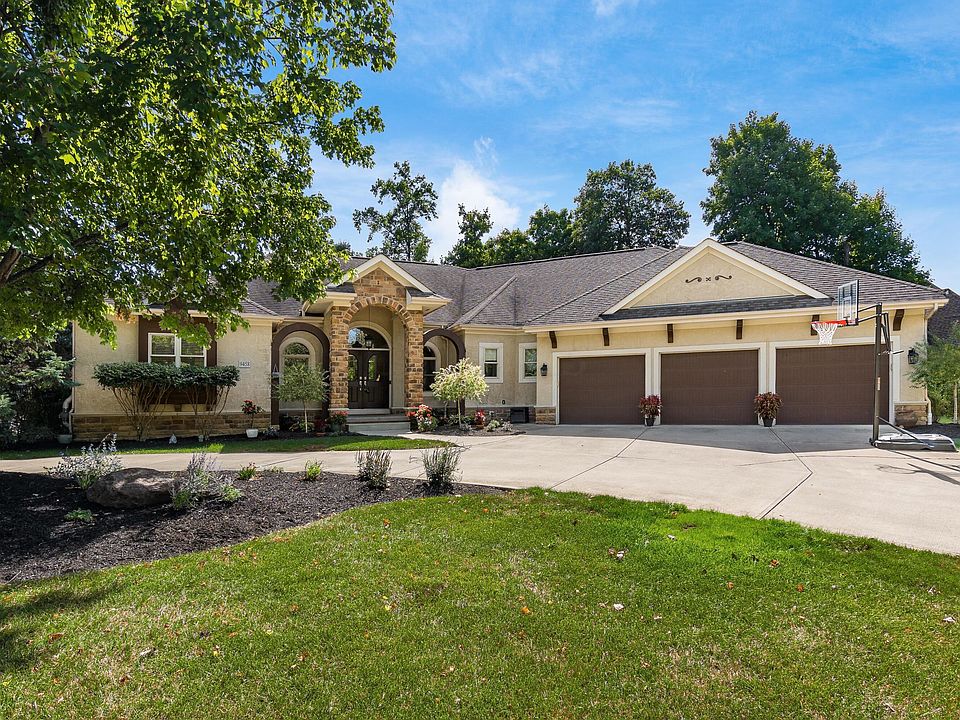 1st image of 9458 Pine Creek Dr