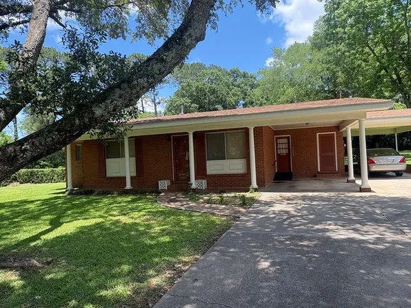 1817 Orso Dr, Laurel, MS 39440