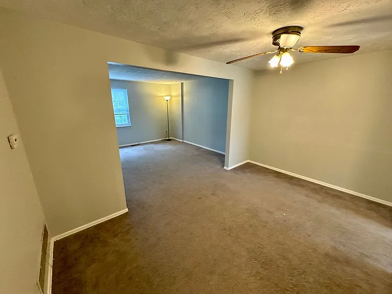 244 E Commons Dr — Photo 15
