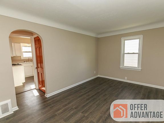 4th image of 4403 W 57th St