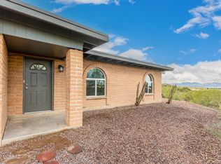 1621 W Jagged Rock Rd, Tucson, AZ 85704