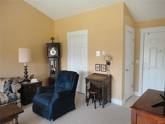 2nd image of 1219 Landrush Way