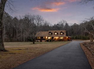 446 Jamestown Rd, Menlo, GA 30731