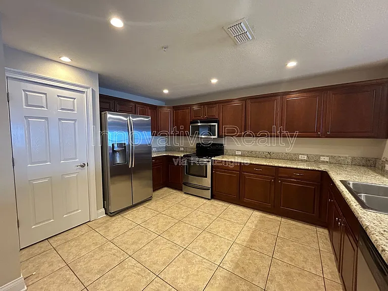 225 Seminole Blvd #503 — Photo 4