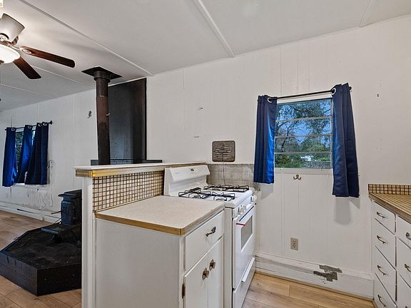 4th image of 22216 Parrotts Ferry Rd Space 13