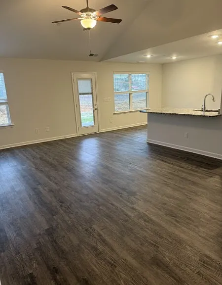 208 Watershed Ct — Photo 7