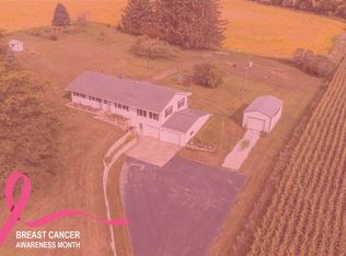 1901 Central City Rd, Central City, IA 52214