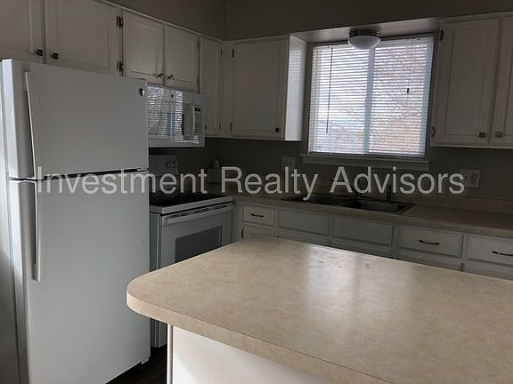 4th image of 1469 E Fort Union Blvd