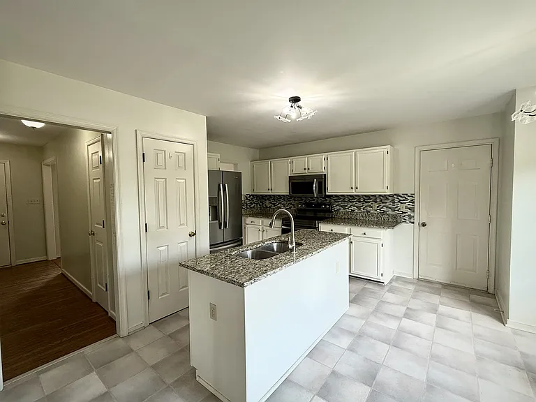 12336 Gayton Station Blvd — Photo 5