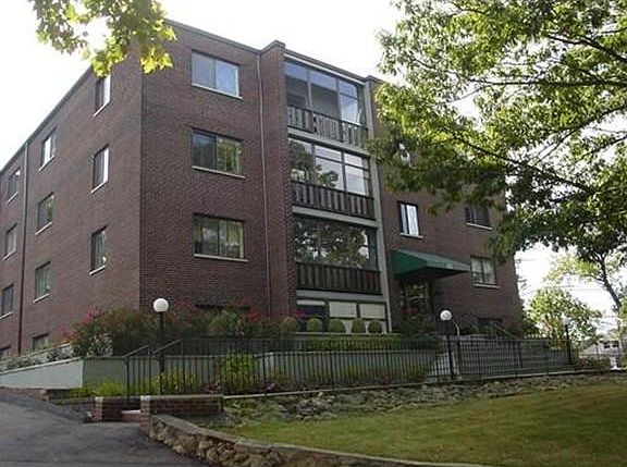1st image of 62 South St Unit 12