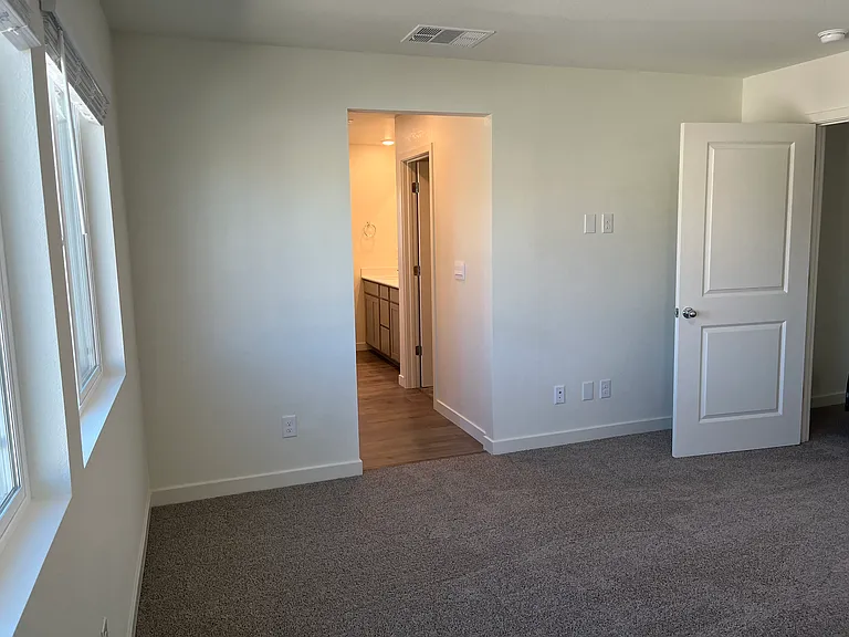 7818 Wandering Way — Photo 7