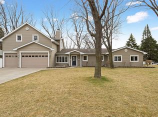 5630 Twin Lake Ter N, Minneapolis, MN 55429