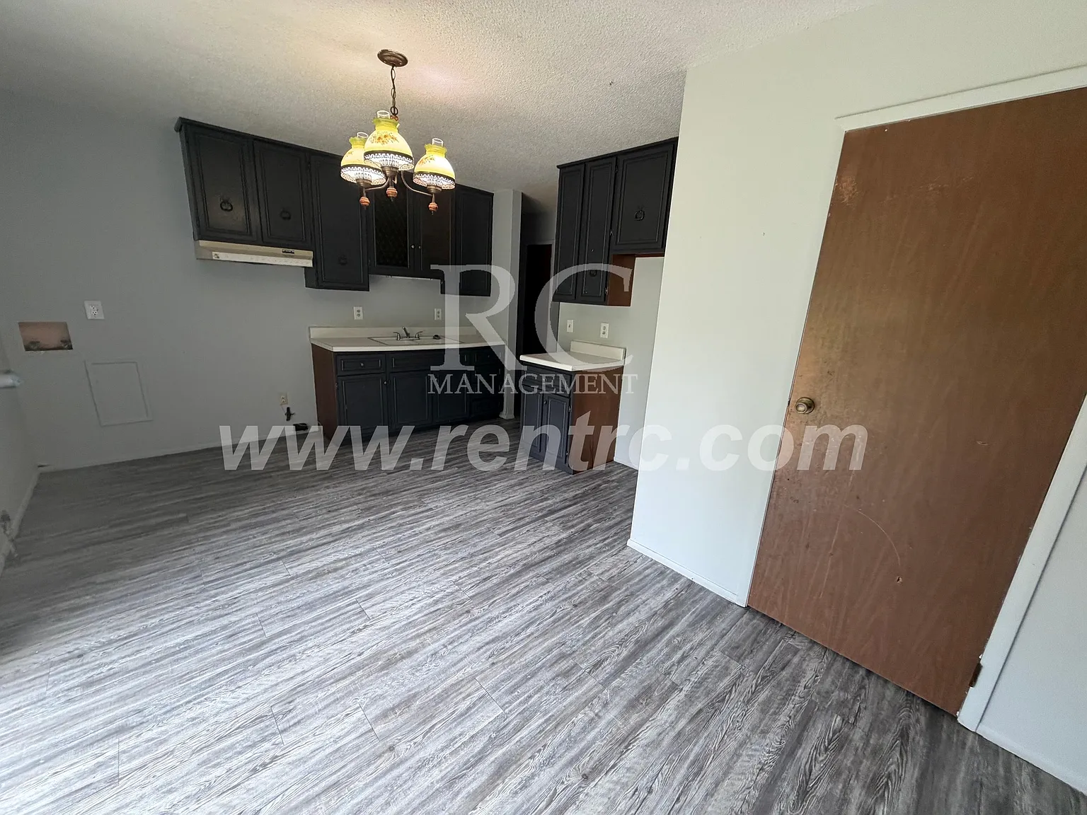 3 bed, 1150 sqft, $1,095 — Photo 2
