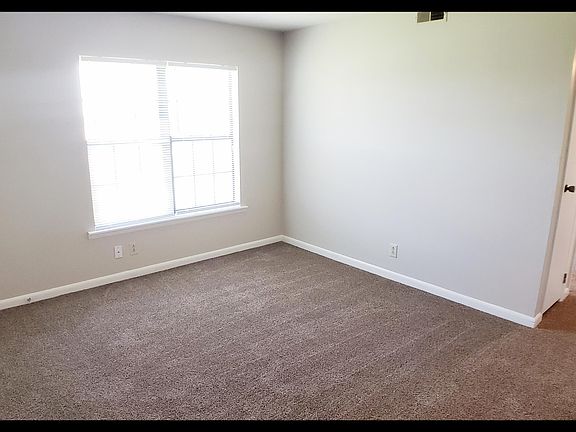 4th image of 111 Bennett